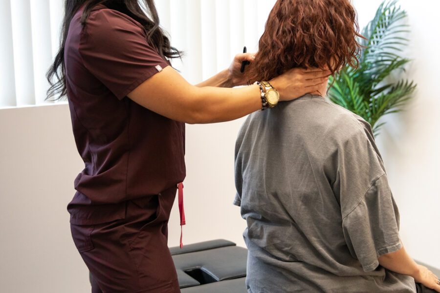 HHP Health Huma Performance Chiropractic Blog Massage Chiro vs. massage